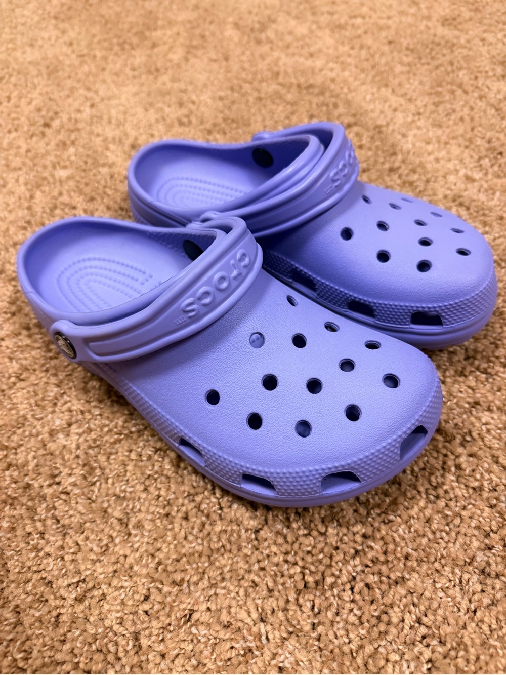 Women’s Crocs (8)